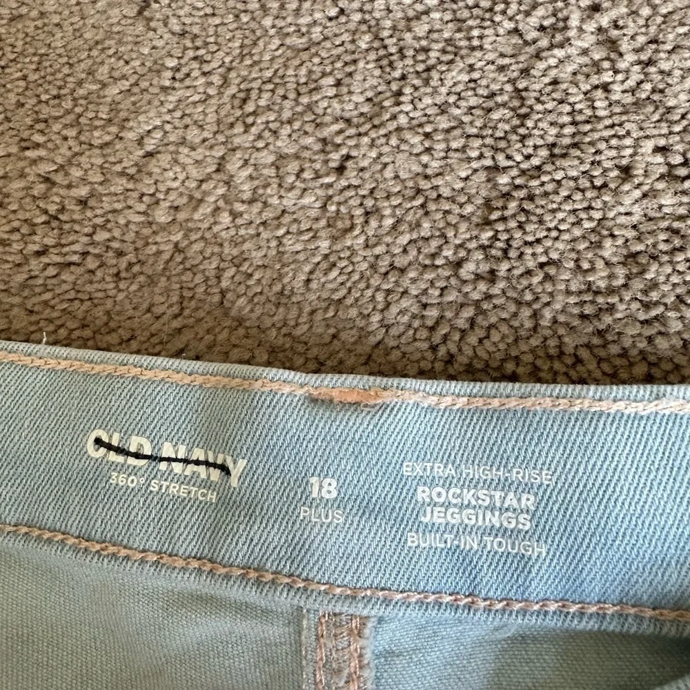 Girls Old Navy Rockstar Jeggings jeans 18 plus NWOT